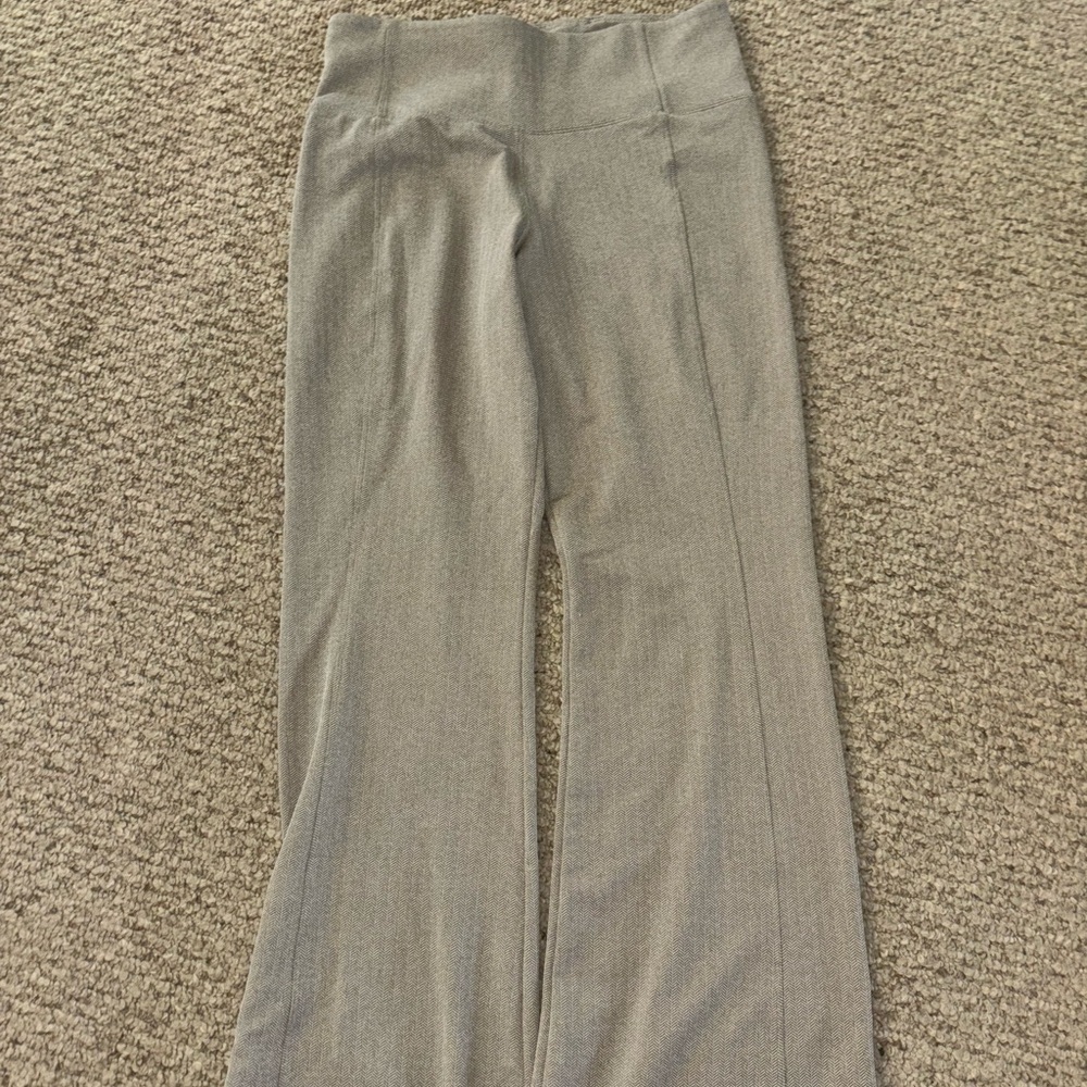 Athleta Work pants are cute and stretchy